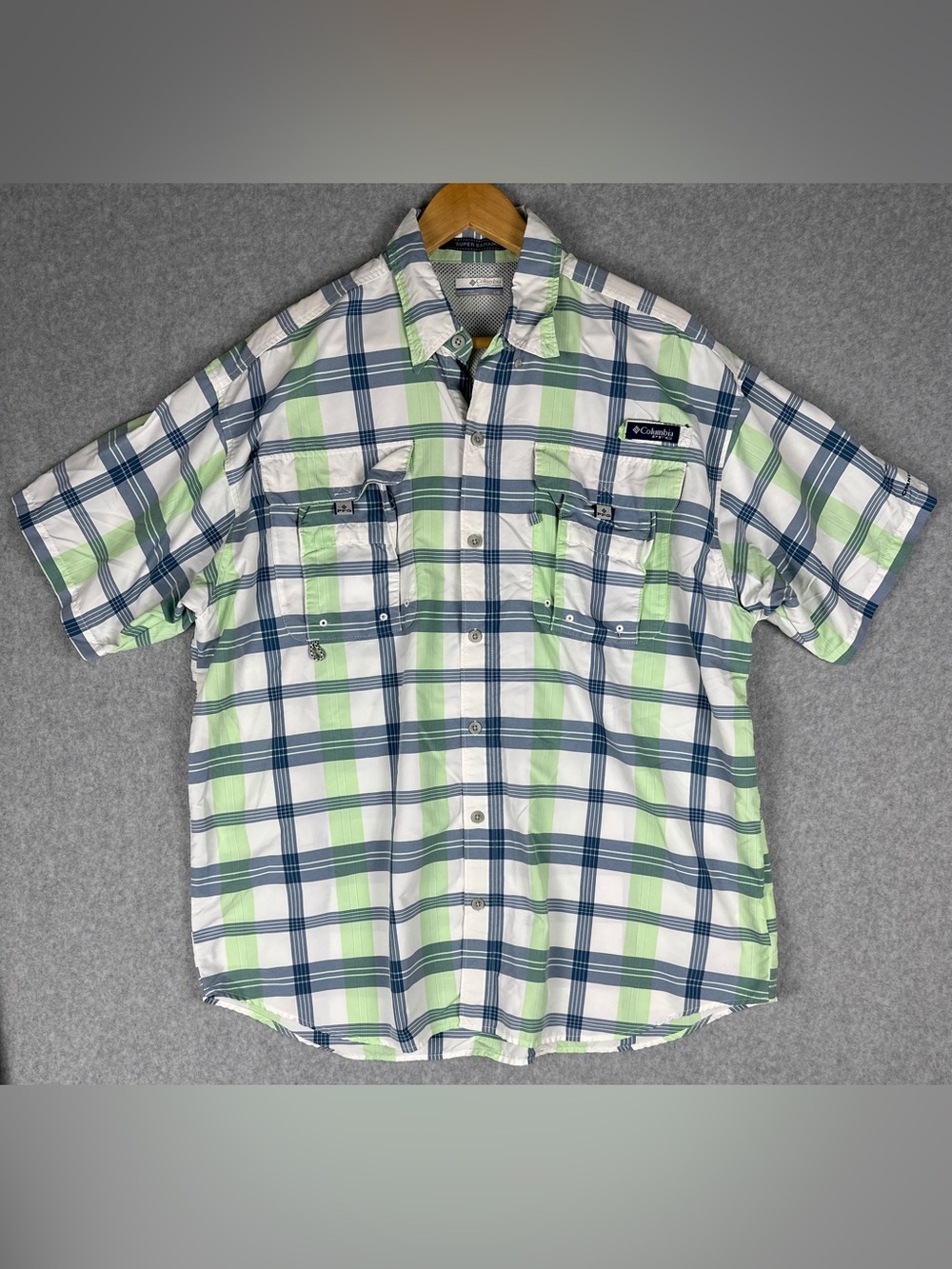 Columbia PFG Super Bahama Shirt Mens L Green Blue Plaid Vented Fishing
